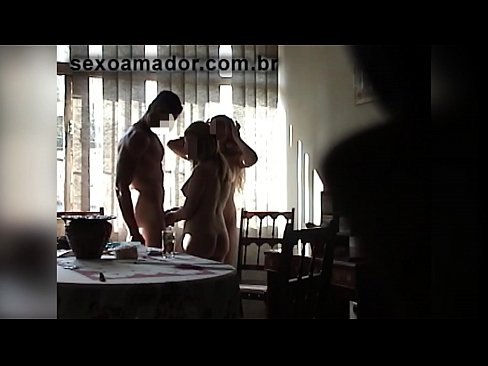 ❤️ Sex friends invite a giant man and a threesome with him ️❌ Fuck video at en-us.porno-filmy.ru ❌️