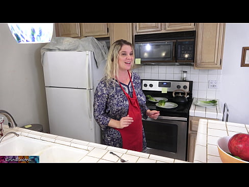 ❤️ Stepmom milking him in the kitchen before his date ️❌ Fuck video at en-us.porno-filmy.ru ❌️